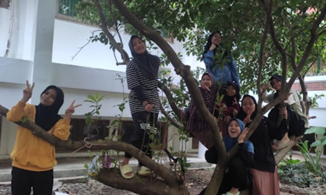 lognews.co.id 38 lingkungan sekolah