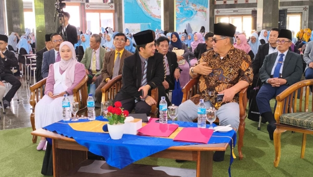 lognews 19 syaykh bersama prof ai