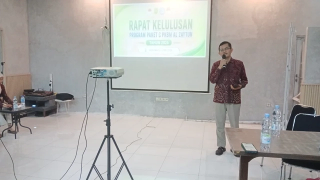 ustaz ali pknm kelulusan